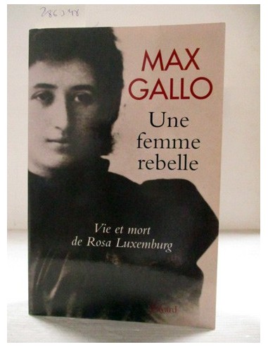 Une femme rebelle-EN FRANCÉS. Max...